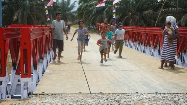 Jembatan Modular TNI AD Pulihkan Akses Vital Aceh Tamiang