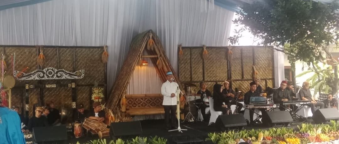 Luar Biasa, Supian-Chandra Menghargai Perjuangan Relawan dsn Masyarakat