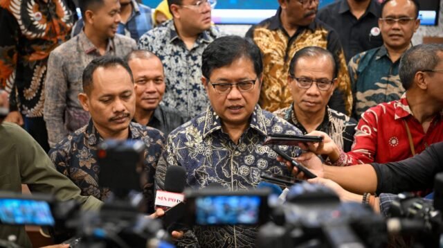 Wamen Transmigrasi Dorong Muna Barat Jadi Sentra Perikanan NasionalWamen Transmigrasi Dorong Muna Barat Jadi Sentra Perikanan Nasional