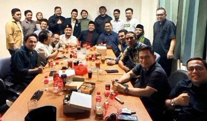 KAHMI Jaya Gelar Buka Puasa dan Santuni 100 Anak Yatim, Majelis Rayon Jayabaya Resmi Dilantik