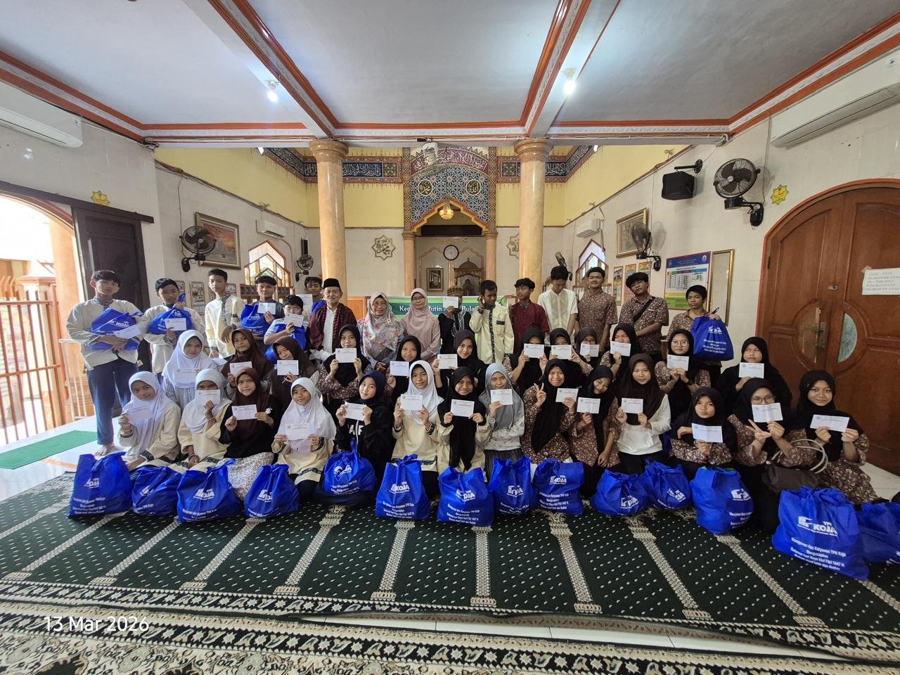 TPK Koja Tebar Kepedulian, 400 Paket Lebaran Dibagikan untuk Yatim dan Lansia