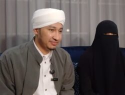 Kartika Putri dan Habib Usman bin Yahya Hidupkan Malam 27 Ramadan Lewat Buka Puasa dan Tarawih Khotmul Qur’an