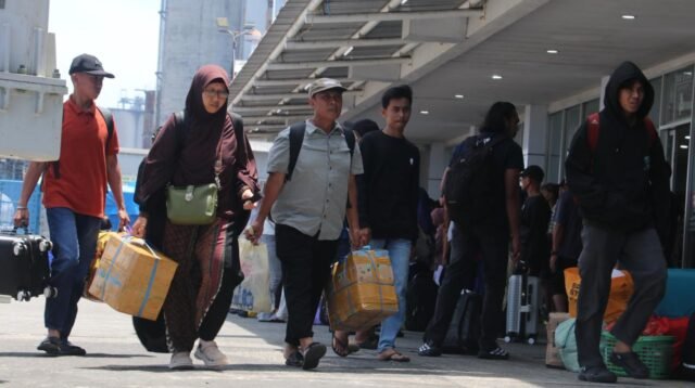 Arus Balik Lebaran 2026 di Makassar Kondusif, 79 Ribu Penumpang Tercatat