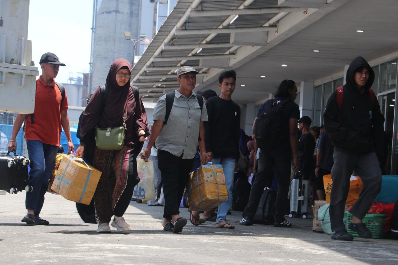 Arus Balik Lebaran 2026 di Makassar Kondusif, 79 Ribu Penumpang Tercatat