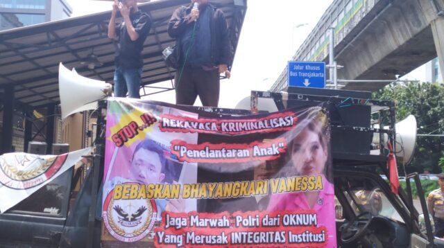 Massa GASKAN Sampaikan Aspirasi di Mabes Polri, Soroti Penanganan Kasus Vanessa