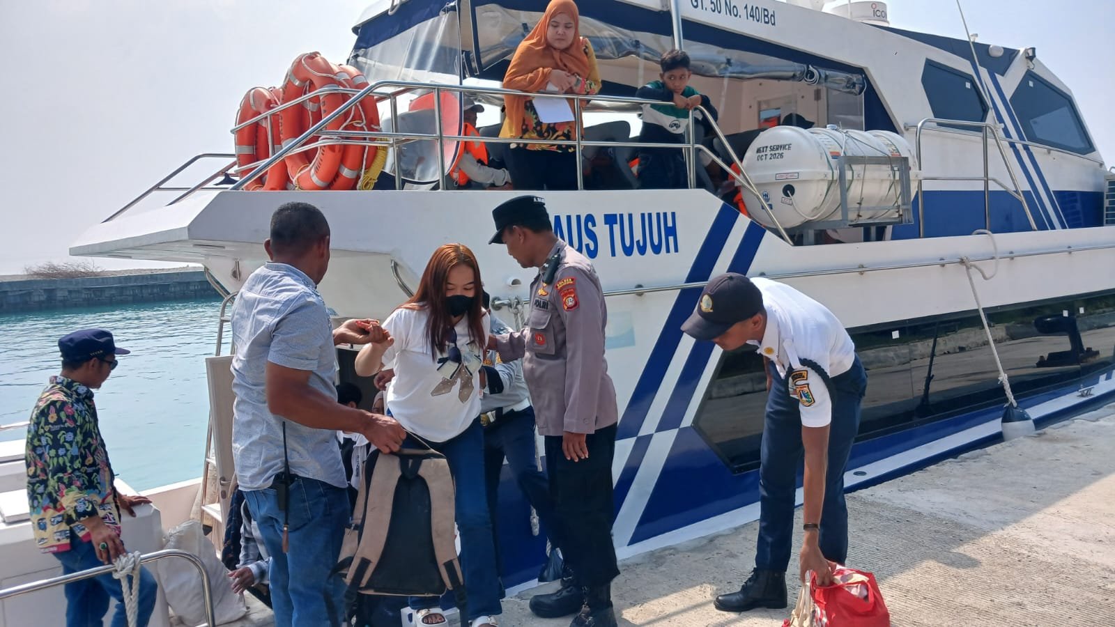 Polsek Kepulauan Seribu Selatan Gelar Yan Pam di Dermaga Utama, Pastikan Situasi Aman dan Kondusif