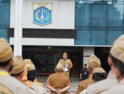 WhatsApp Image 2026-04-06 at 14.06.52 Wawali Jaktim Tekankan Disiplin ASN dan Kesiapsiagaan DBD dalam Apel Pagi