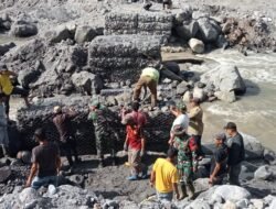 Jembatan Darurat Wih Pesam Dibangun, Akses Warga Kembali Terhubung