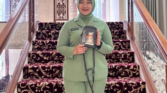 BE EL BE Kreativitas Yang Lahir Dari Kegelisahan Istri Prajurit