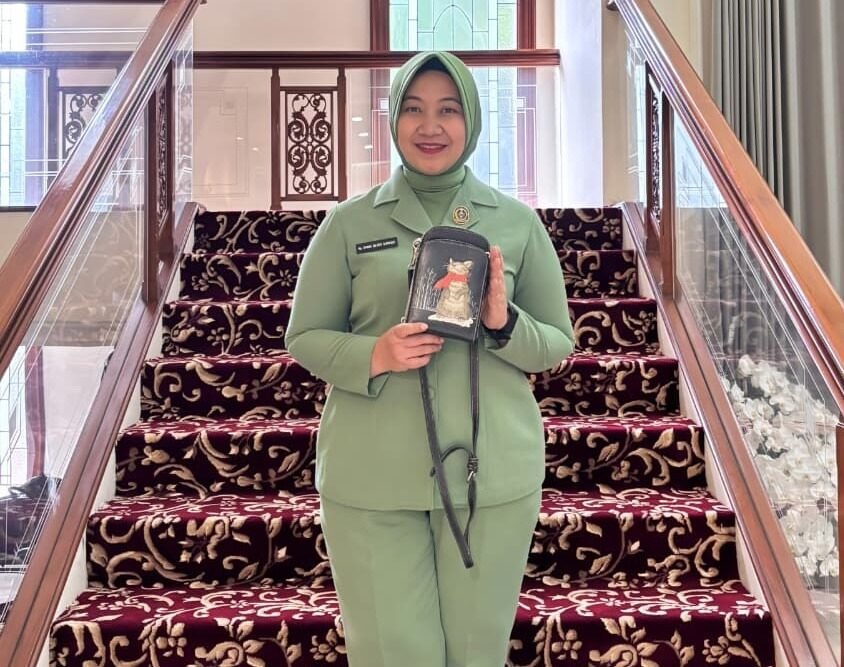 BE EL BE Kreativitas Yang Lahir Dari Kegelisahan Istri Prajurit