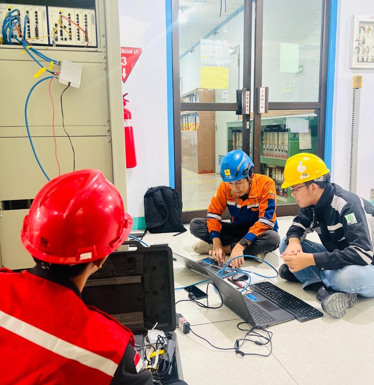 Perkuat Keandalan Listrik Krian Gresik hingga Madura