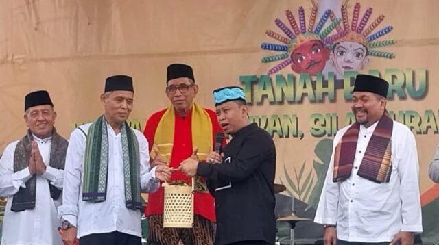 Walikota Depok Imbau Pengiriman Ucapan HUT Depok ke 27 Pakai Pohon