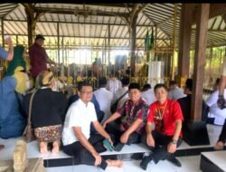 Forkopimda Jepara dan Seluruh Camat Ziarah ke Makam RA Kartini di Rembang