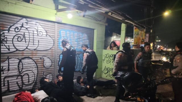 Tawuran Dini Hari di Tapos Digagalkan, 20 Remaja Diamankan Polisi