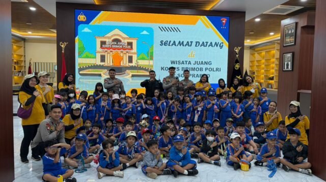 Wisata Juang Brimob Jadi Kelas Inspiratif, Puluhan Siswa TK Global Mandiri Belajar Disiplin dan Keberanian