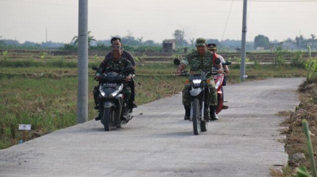 Sinergi TNI-Rakyat di TMMD Pati: Dansatgas Tinjau Progres Pembangunan Jalan Desa