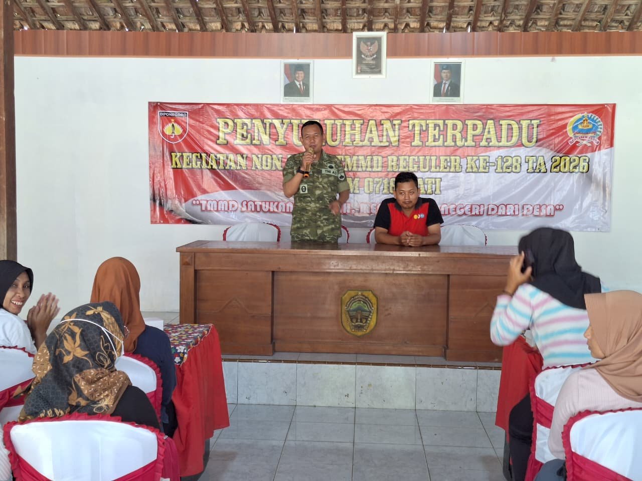 Wujudkan Pertanian Berkelanjutan, TMMD 128 Edukasi Warga Godo Olah Limbah Sapi