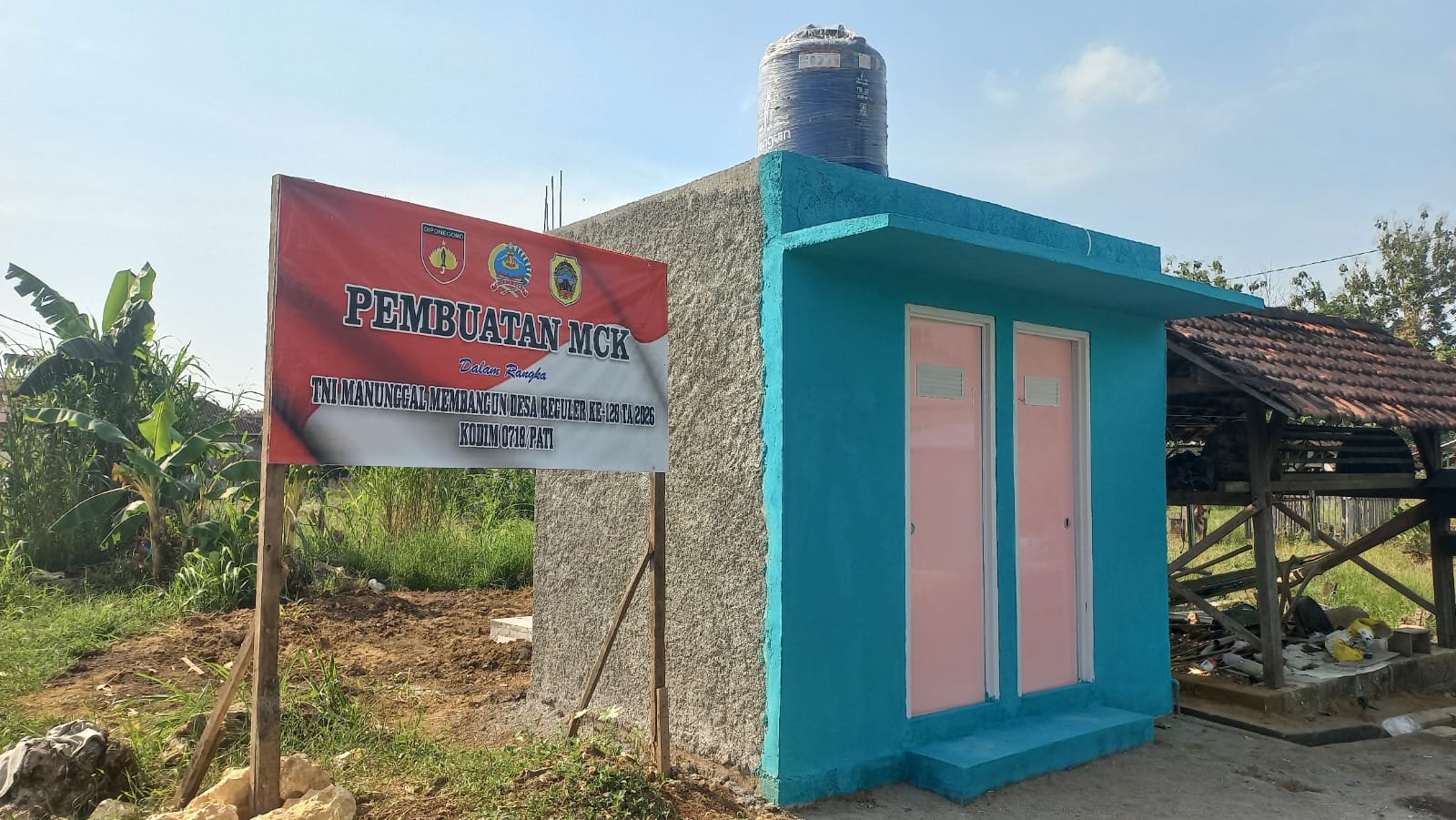 TMMD Kodim Pati Rampungkan Pembangunan MCK di Area Pemakaman Desa Godo