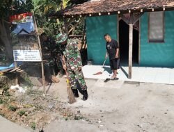 Satgas TMMD Reguler 128 Bantu Bersihkan Rumah Bapak Joko yang Masuki Tahap Finishing