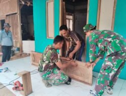 Pasang Pintu Tuntas, RTLH Ibu Sarmini di Godo Rampung 100 Persen Dikerjakan Satgas TMMD Pati