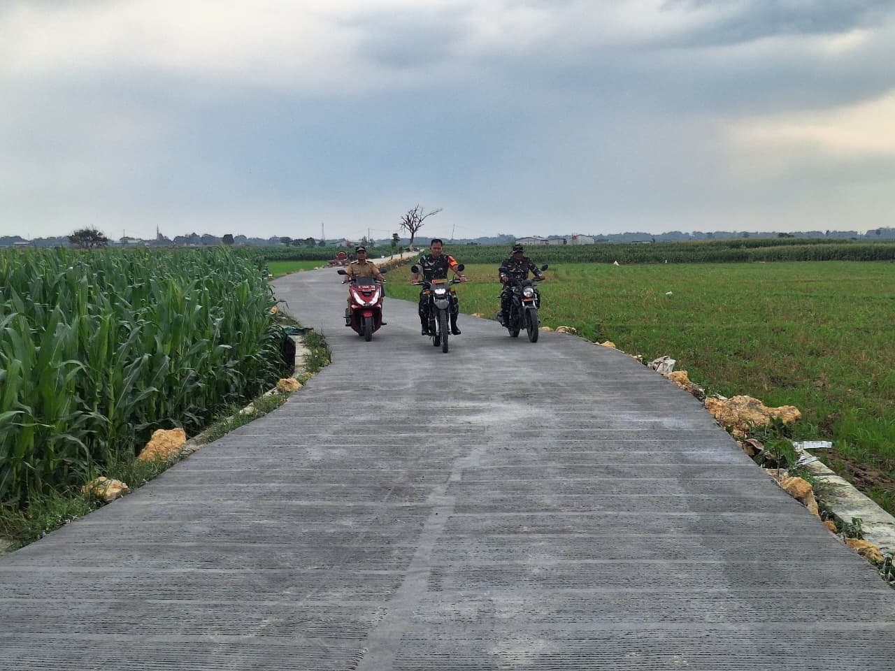 TMMD Kodim Pati Rampungkan Betonisasi Jalan 950 Meter di Desa Godo