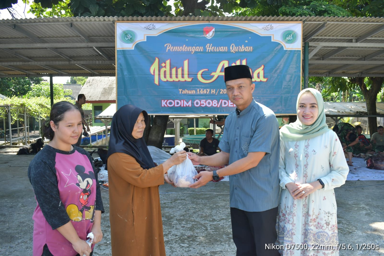Kodim 0508/Depok Distribusikan 600 Paket Daging Kurban untuk Warga di Idul Adha 1447 H