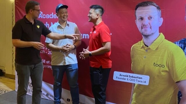 J&T Express Dukung Toco Academy, Seller Nilai Biaya Marketplace Lain Saat Ini Terlalu Mahal