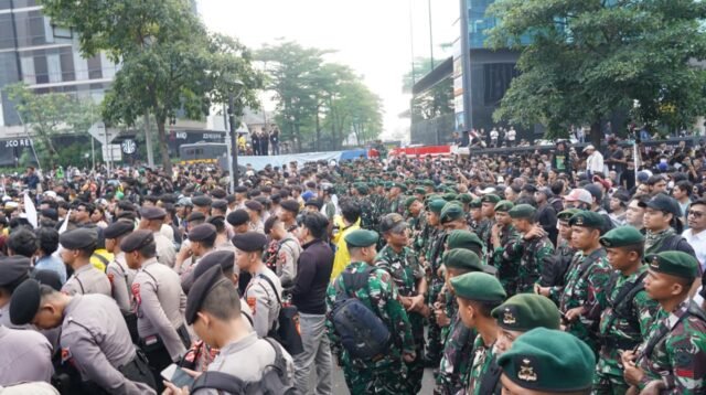 Kodam Jaya dan Polda Metro Jaya Kawal Aksi BEM UI, Demonstrasi Berlangsung Aman dan Tertib