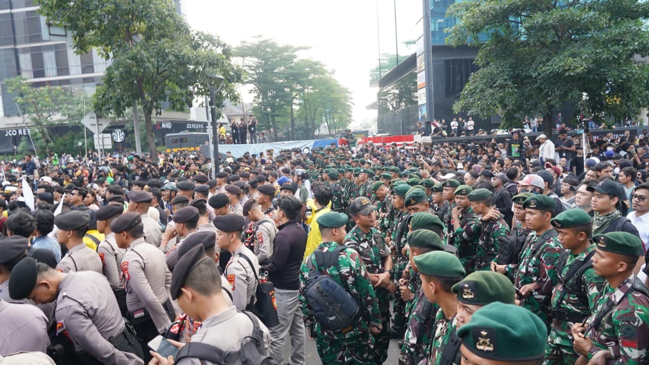 Kodam Jaya dan Polda Metro Jaya Kawal Aksi BEM UI, Demonstrasi Berlangsung Aman dan Tertib