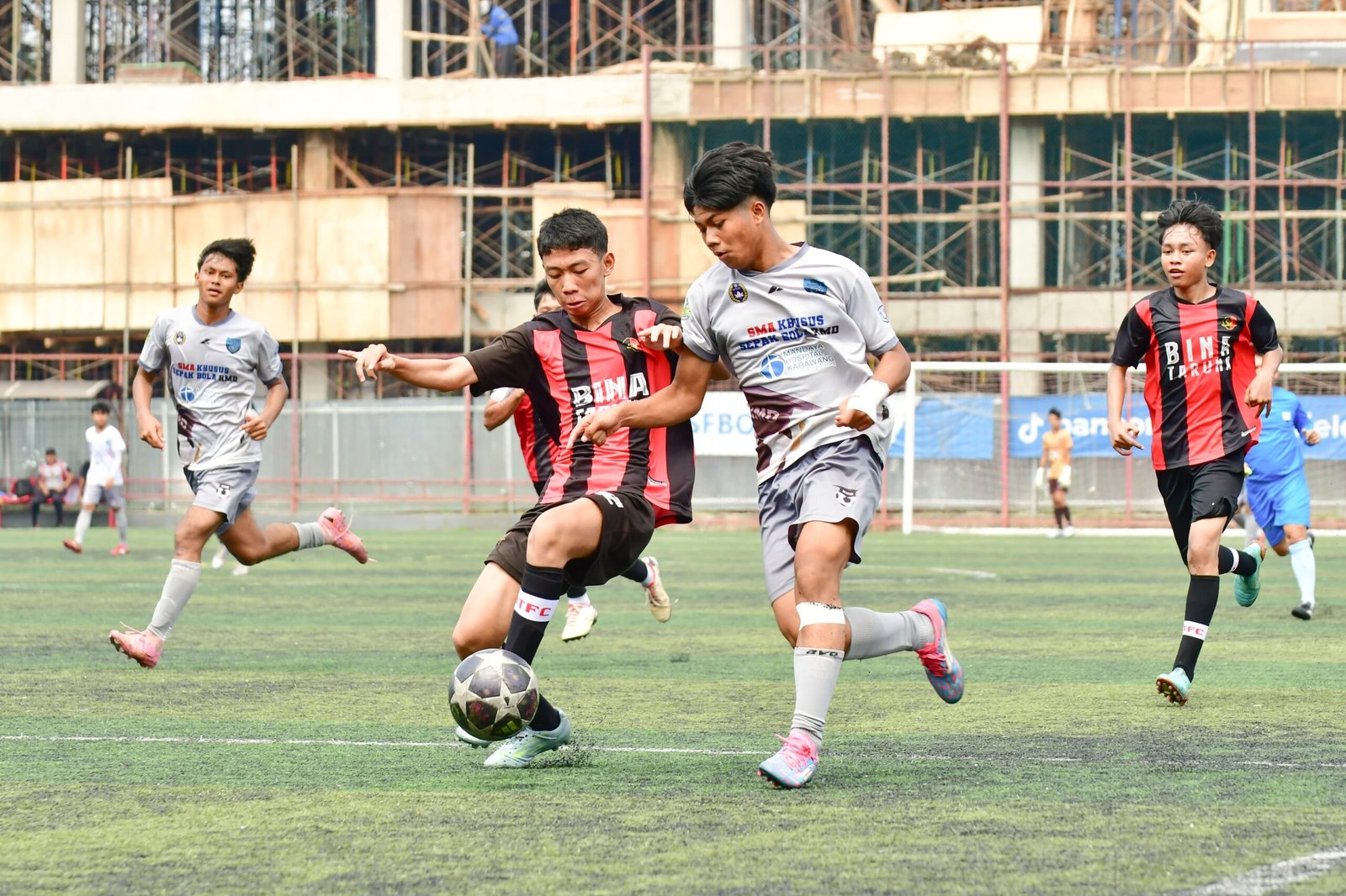 Liga Soeratin U-15: Bina Taruna dan Bina Mutiara Berbagi Angka dalam Duel Berkualitas