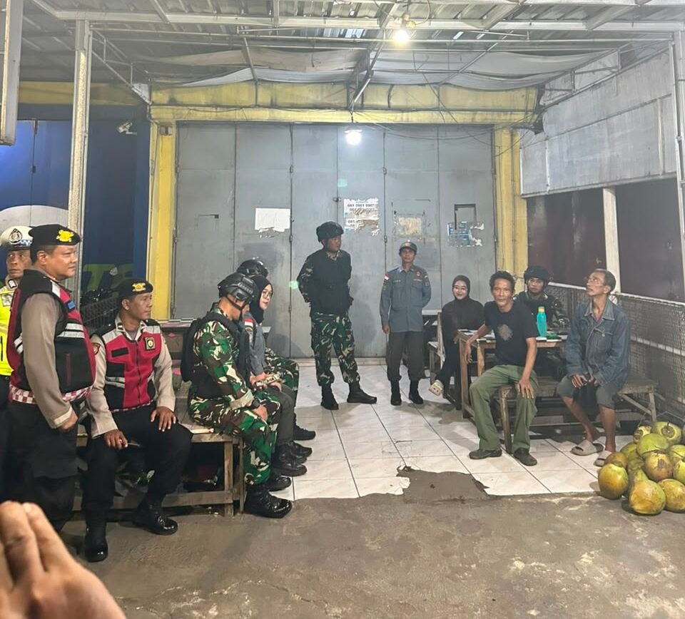 Koramil 03/Sukmajaya dan Polsek Sukmajaya Gelar Patroli Maung, Perkuat Sinergi Jaga Kamtibmas