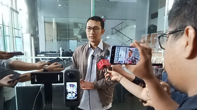 KPK OTT Bupati Lombok Barat, 19 Orang Diamankan