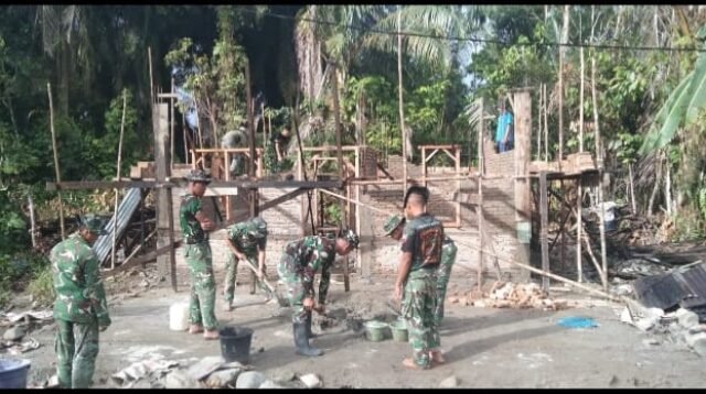 Satgas TMMD 129 Kodim 0210/TU Pacu Pembangunan RTLH milik Bapak Tarida Debataraja di Desa Sijarango