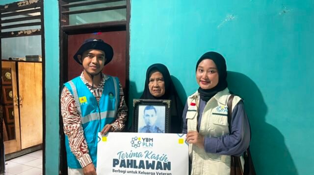 YBM PLN Hadirkan Kepedulian bagi Keluarga Veteran di Sukabumi