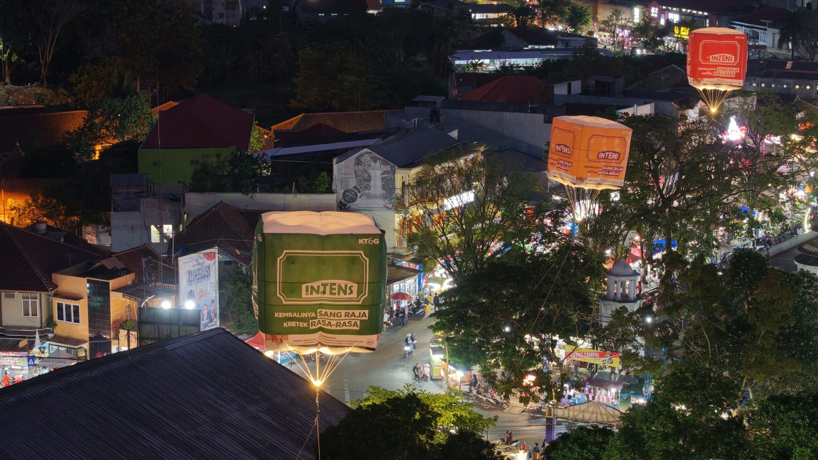 Fenomena Balon “INTENS” Hadir di 10 Kota, Publik Dibuat Penasaran