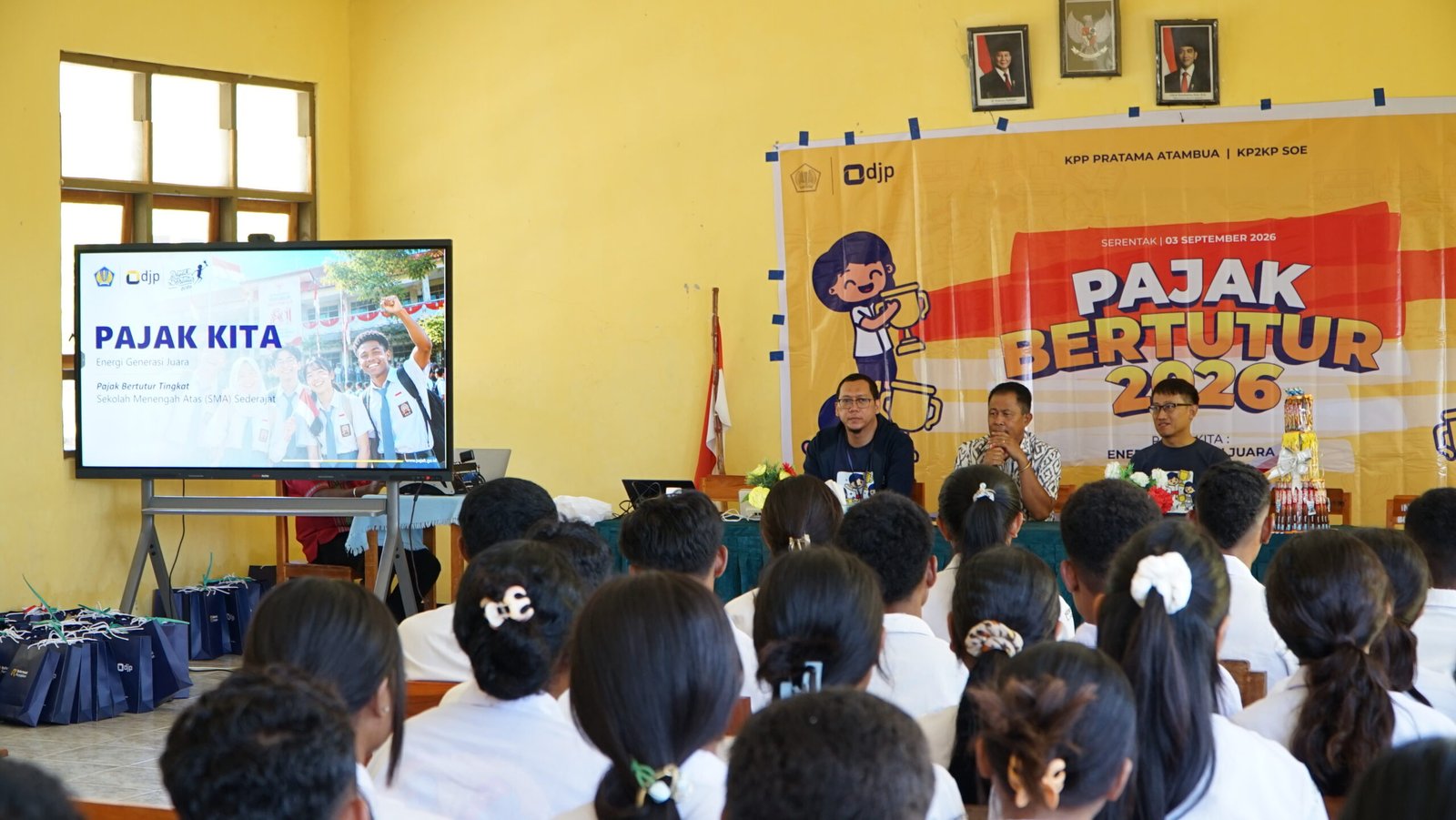 Kenalkan Peran Pajak kepada Generasi Muda, KPP Pratama Atambua dan KP2KP Soe Gelar Pajak Bertutur 2026 di SMAN Toineke
