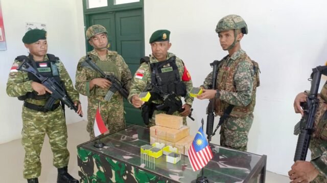 Satgas Pamtas Yonkav 8/NSW/2 Kostrad Gagalkan Penyelundupan 5.000 Detonator Aktif