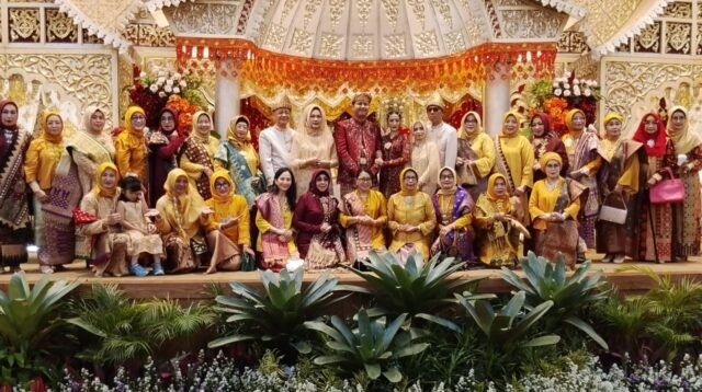 Srikandi TP Sriwijaya Hadirkan Tarian dan Hiburan, Pernikahan Adtya Pramoda Ramadhan dan Jihan Fadhillah Berlangsung Meriah