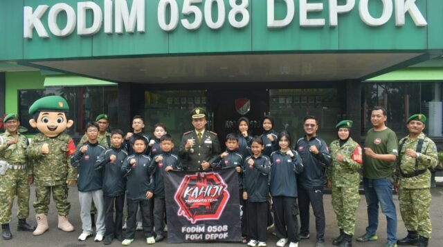 Dandim Depok Lepas Atlet Binaan Kodim ke Pugnator Open Taekwondo International 2026