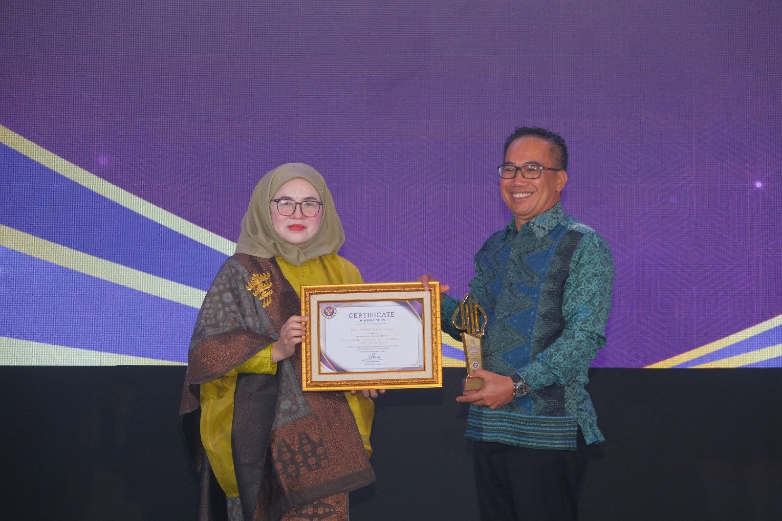 Kombinasikan 130 Auditor Halal dengan Laboratorium Molekuler ddPCR, SUCOFINDO Raih Penghargaan di Indonesia Halal Awards 2026