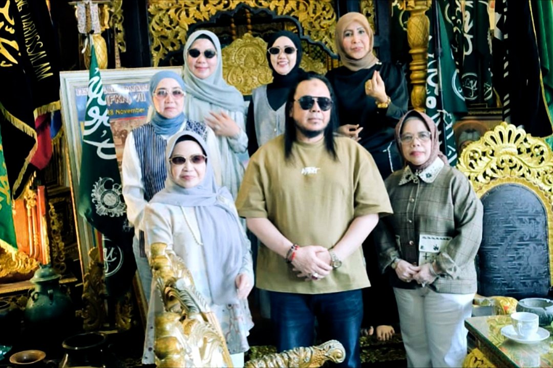 Ce’na Perkuat Pelestarian Budaya Nusantara, Srikandi TP Sriwijaya Lampung Silaturahmi dengan Sultan Palembang Darussalam